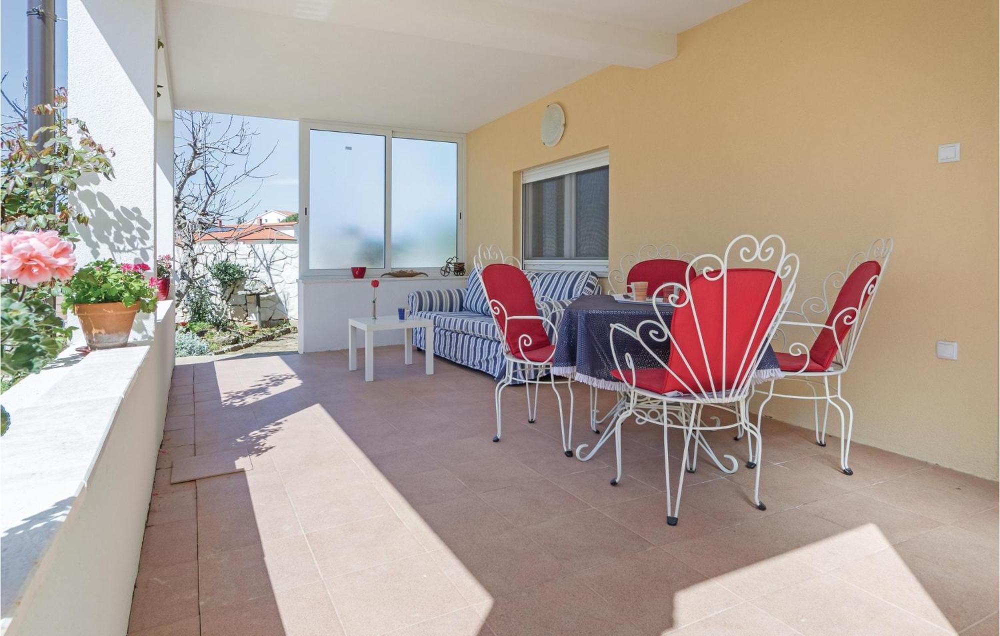 Awesome Apartment In Fazana With Wifi Bagian luar foto